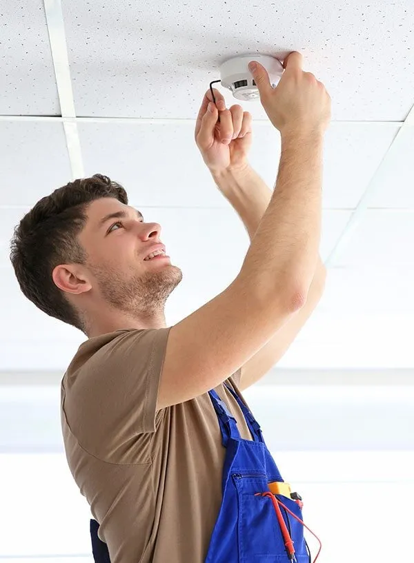 customer using iDetectPro